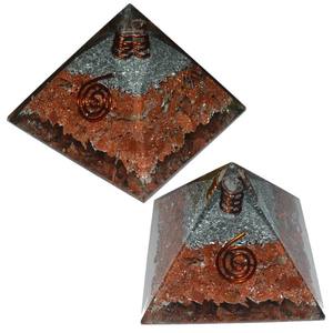 Pyramide d'orgone du premier œil, naturelle, pierre de soleil, avec Point de cristal - Product Image 1