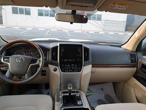 2018 para Toyota para Land Cruiser 4,5 V8 Turbo <span class=keywords><strong>Diesel</strong></span> automático <span class=keywords><strong>mano</strong></span> derecha <span class=keywords><strong>segunda</strong></span> <span class=keywords><strong>mano</strong></span>/asientos de tela de Control de crucero usados Dar - Product Image 2