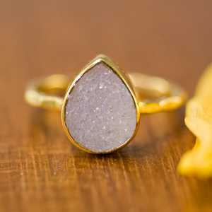 แหวนเงินแท้สีทอง92.5ทำมือรูปหยดน้ำแร่อัญมณีสีขาวขัดเงาขายส่ง - Product Image 5