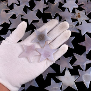 <span class=keywords><strong>Sculpture</strong></span> <span class=keywords><strong>en</strong></span> cristal d'agate druzy naturelle <span class=keywords><strong>en</strong></span> forme de pentagramme, sculptée à la main, 2-3 pouces, pour la décoration intérieure et la guérison - Product Image 4
