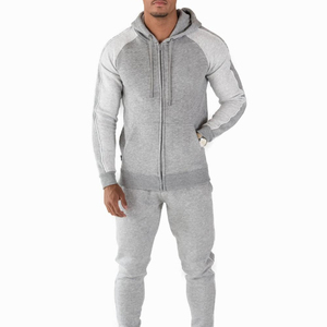 Fabricante del último panel de estilo personalizado con chándal de tubería de poliéster, chándales deportivos al por mayor para hombres por EVERGLOW - Product Image 1