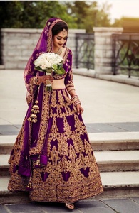 Vêtements de mariée en velours, Lehenga Choli avec broderie dupata, vêtement indien le plus attrayant, collection 2020 - Product Image 2