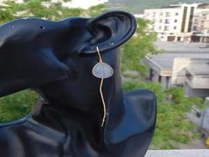 Pendientes de aro con piedra chapada en oro para niñas y mujeres, pendientes de aro con piedra de peso ligero, diseño de moda novedoso - Product Image 2