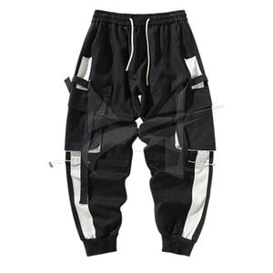 Joggers noirs de conception personnalisée 2020 pour hommes avec poches latérales élégantes fonction anti-rides pour l'hiver - Product Image 1