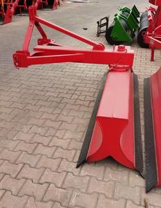 Niveladora de Pistón de Doble Vía Sayginlar para Maquinaria Agrícola, Color Rojo, Espesor de Lámina de 6 mm, Ancho de Trabajo de 220 cm, Engranaje 1 - Product Image 3