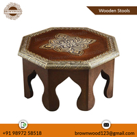 Tabouret octogonal sculpté en bois fait à la main Table d'appoint décorative en bois pour la maison et les hôtels de qualité supérieure disponible à bas prix