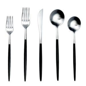 ชุดช้อนส้อมมีดดีไซน์แบบตะวันออกวินเทจเครื่องใช้บนโต๊ะอาหารแบบยั่งยืนสำหรับงานแต่งงานโรงแรมคริสต์มาสและฮาโลวีน - Product Image 1