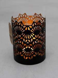 Candelabro votivo de farol de hierro personalizable para decoración del hogar para festividades navideñas - Product Image 2