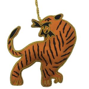 Adornos Navideños de Tigre y León de Alta Calidad Listos para Enviar, Adornos Colgantes para Decoración del Hogar en India, Técnicas de Impresión con Cuentas - Product Image 1