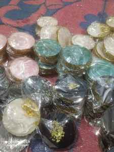 Posavasos de resina epoxi amarillo DIY, almohadilla cuadrada de estilo clásico para mesa, decoración del hogar, regalos, alfombrilla calefactable para restaurantes - Product Image 4