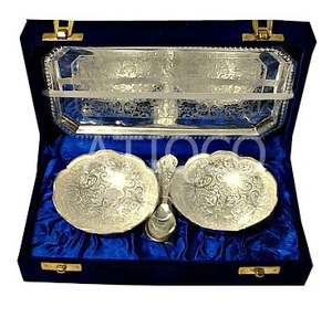 Latest Design Gold-Plated Brass Dry Fruit Bowl Set Embossed Logo Velvet <b>Box</b> for Corporate Serving Corporate Gifts - Product Image 3