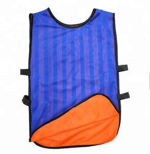 Wholesale Outdoor Team Sports Wear Jersey Reversible Custom Design Mesh Football Soccer Pinnies <b>Training</b> Vests <b>Bibs</b> - Product Image 5