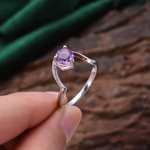 แหวนพลอยอเมทิสต์ธรรมชาติสีฟ้าเหลี่ยมเพชรพลอย92.5เงินสเตอร์ลิง2กรัมเครื่องประดับหินวันเกิด - Product Image 3