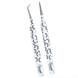 แหนบคีบขนตาปลอมแบบเอียงทำจากสเตนเลสสตีลคุณภาพเยี่ยมแบบญี่ปุ่นเคลือบด้วยกระดาษสามารถปรับแต่งคิ้วโลโก้ได้ตามต้องการ - Product Image 4