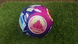 Romoctional-juego de fútbol INI alls con nhyanced, edición igital - Product Image 2