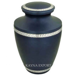 Urna Funeraria para Adultos, Artesanía India, Acabado Brillante, Estilo Europeo, Dos Tonos Gris y Negro, Metal Único, Kayna Export - Product Image 2