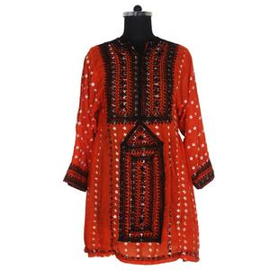 BDR084 Vintage vraie robe en soie tribale brodée robe Vintage bohème du fournisseur indien Vintage broderie à la main - Product Image 1