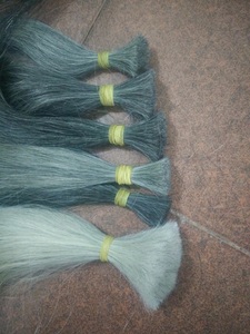 Extensions de cheveux pour femmes vietnamiennes grises naturelles une queue une tête coupée sans produits chimiques sans colorant soyeux épais perruques de cheveux humains bruts - Product Image 4