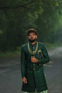 인도 남성 민족 착용 전통 착용 최신 손으로 만든 인도 서양 최신 손으로 만든 SHERWANI 정장 인도