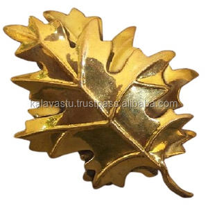 Servilletero de latón fundido a mano e impreso hecho en India, vajilla con temática floral, regalo artesanal de Metal elegante - Product Image 4