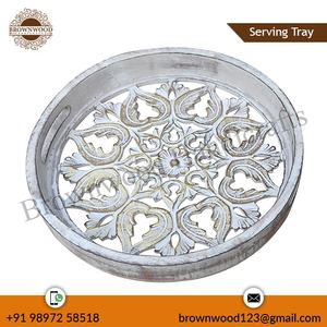 Élégant plateau de service en bois sculpté à la main pour le café, les fruits et l'eau. - Product Image 4