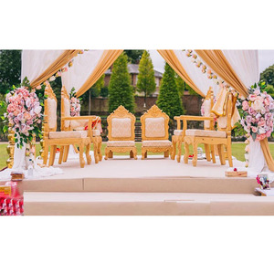 Ensemble de chaises en bois, décor parfait pour mariage, siège classe de cérémonie de mariage, macharani, Mandap - Product Image 1
