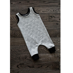 Pelele de algodón orgánico con estampado personalizado para bebé - Product Image 1