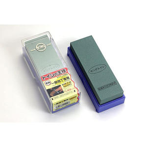King PB-01 Hard Plastic Boxed - Product Image 1