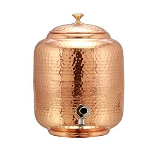 Distributeur d'eau en cuivre martelé au design fabuleux avec une qualité exclusive, distributeur d'eau de forme ronde à vendre - Product Image 1