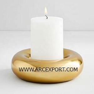 Ensemble de 2 bougeoirs de différentes tailles couleur or Design fantaisie Service de luxe en métal de meilleure qualité pour article léger Fantaisie - Product Image 5