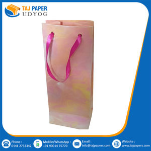 Bolsa de papel Kraft impresa para embalaje de regalo bolsa de papel portabotellas de vino con asa de mano bolsas de papel hechas a mano personalizadas - Product Image 3