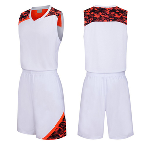 Maillot et short de basket-ball athlétique pour les équipes avec broderie personnalisée ou sublimation disponibles en différentes tailles et couleurs - Product Image 1