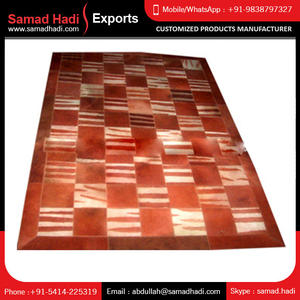 Tapis en cuir de vachette brodé de fourrure naturelle d'exportateur indien de conception moderne de bonne qualité pour le salon tapis en cuir - Product Image 4