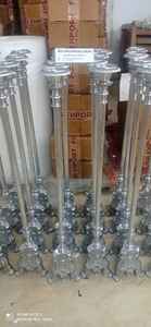 Porte-bougie d'autel long en acier poli, style religieux gravé pour père et sœur, produit en métal - Product Image 3