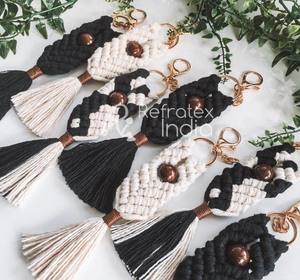 LLavero de macramé de alta calidad, precio bajo - Product Image 1