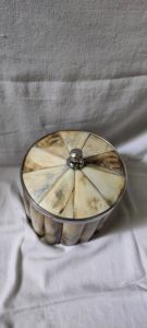 Cubo de hielo de cuerno e incrustaciones de cuerno desnudo en cubo de hielo de forma redonda de acero inoxidable con uso de artículos de fiesta para tapa - Product Image 5