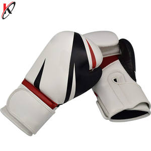 Gants de boxe en cuir Maya Hide Sparring Punching Training Mitts pour Kickboxing et Muay Thai Martial Arts - Product Image 3