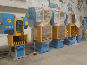 Máquina de prensa neumática para trabajo de láminas de Metal - Product Image 3