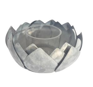 METAL ROUND <b>TEALIGHT</b> FLOWER DESIGN WITH GLASS T-LIGHT HOLDER HIGH QUALITY METAL WEDDING DECORATION CANDLE HOLDER - Product Image 1
