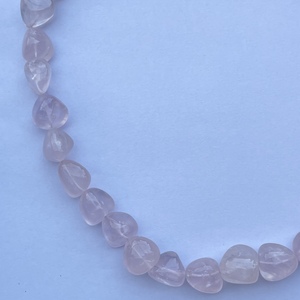 10mm 12mm 14mm Piedra Rosa natural Cuarzo Rosa Piedra preciosa suave Tumble Collar de cuentas extremadamente finas Joyería Venta al por mayor Comprar en línea - Product Image 3