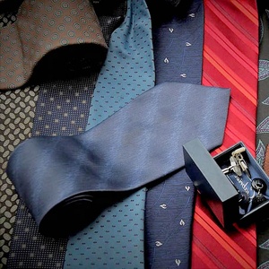 Bán lẻ hiện đại cho Chrome sắt Countertop Kim Loại Lụa quan hệ hijab khăn hiển thị đứng cho khuyến mãi - Product Image 6