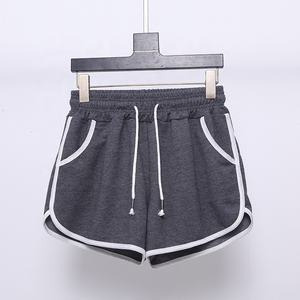 ขายส่งโพลีเอสเตอร์ 100% ชายหาดกลางแจ้งลายกระเป๋าโยคะยิมออกกําลังกายสวมใส่เซ็กซี่สบายๆทําลายกีฬา slim กางเกงขาสั้นร้อน - Product Image 2