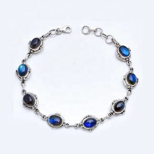 Nouveau design traditionnel véritable bracelet en pierres précieuses Labradorite fournisseur de bijoux en argent sterling massif - Product Image 1