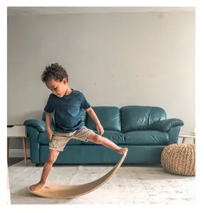 Planches d'équilibre en bois pour enfants, planches de balance de la meilleure qualité, pour l'intérieur des enfants, incurvées, h [], 99 jeux de données en or