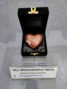 Alas de Ángel de aluminio con dos patas, recuerdo de corazón, urna de cremación de mascotas, mini urna de cremación de mascotas, suministros funerarios - Product Image 2