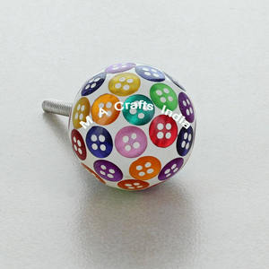 Tiradores de gabinete de diseño de Ajedrez de resina Mti-Color de alta calidad Pl hecho a mano moderno dormitorio perillas de puerta de armario para cajón Cocina - Product Image 2