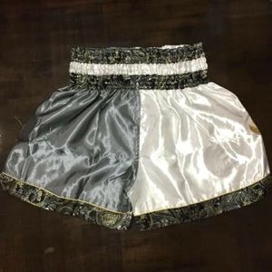 NOUVEAU SHORT DE MMA ET DE BOXE ARTS MARTiaux, VÊTEMENTS DE SPORT, DE LUTTE ROUGE-BLEU PERSONNALISABLE, UNISEXE ADULTES, POLYESTER/SPANDEX, IMPRESSION PAR SUBLIMATION - Product Image 6