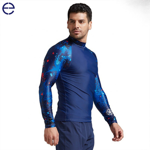 Camisa de natación de protección UV de secado rápido para surf con estampado sublimado de manga larga para hombre - Product Image 3