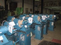 Machine à meuler sur socle, robuste et fiable, en provenance d'Inde