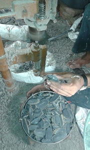 Custom Logo High Quality Polished Buffalo Horn Jeans <b>Button</b> Best Quality Washable Vintage Style Coat <b>Button</b> Jacket Beads - Product Image 3